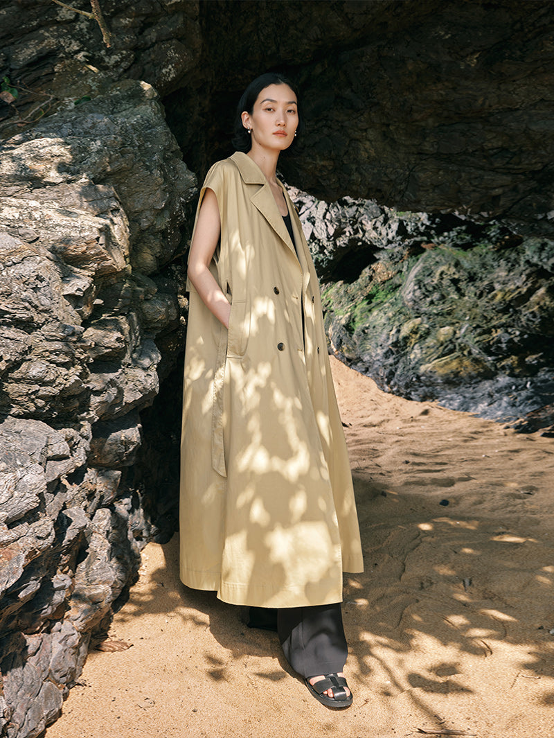 Trench-coat beige à manches courtes