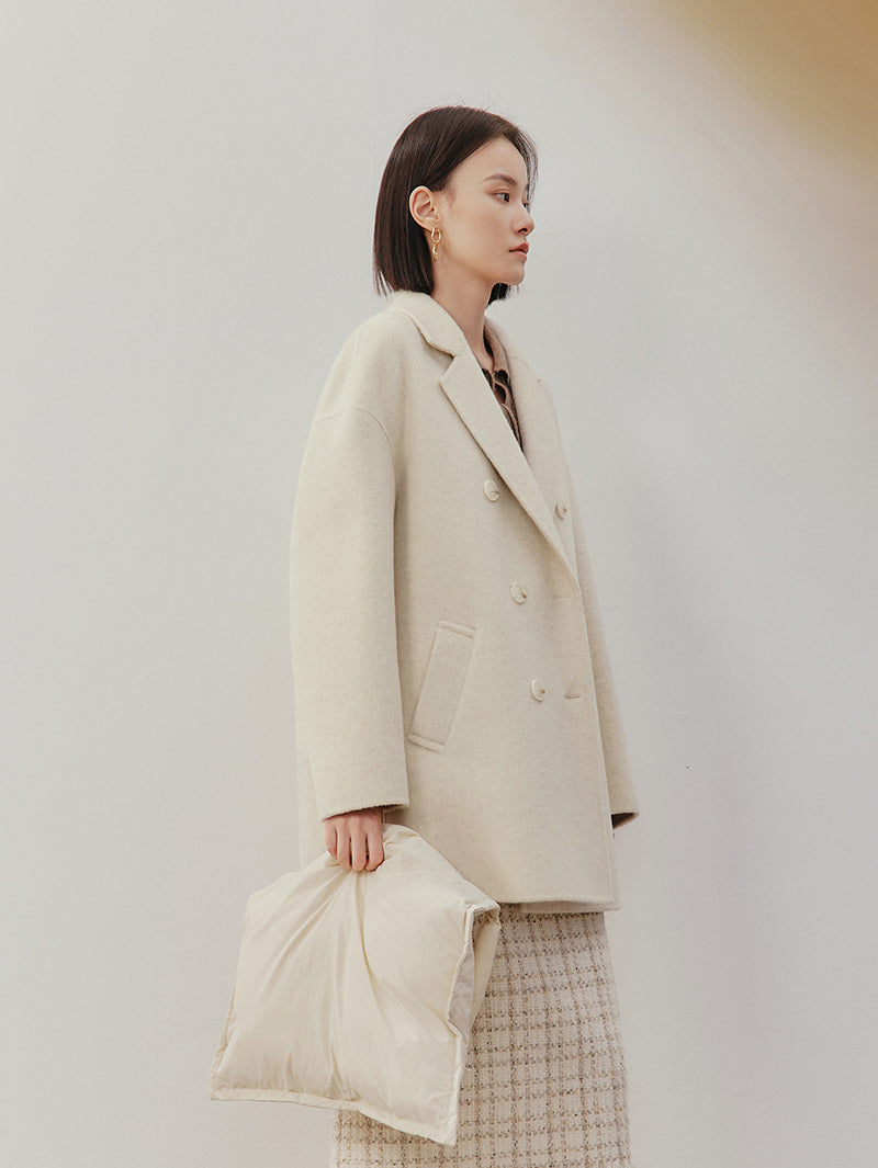 Women's White Notch Lapel Sheep Wool Short Coat