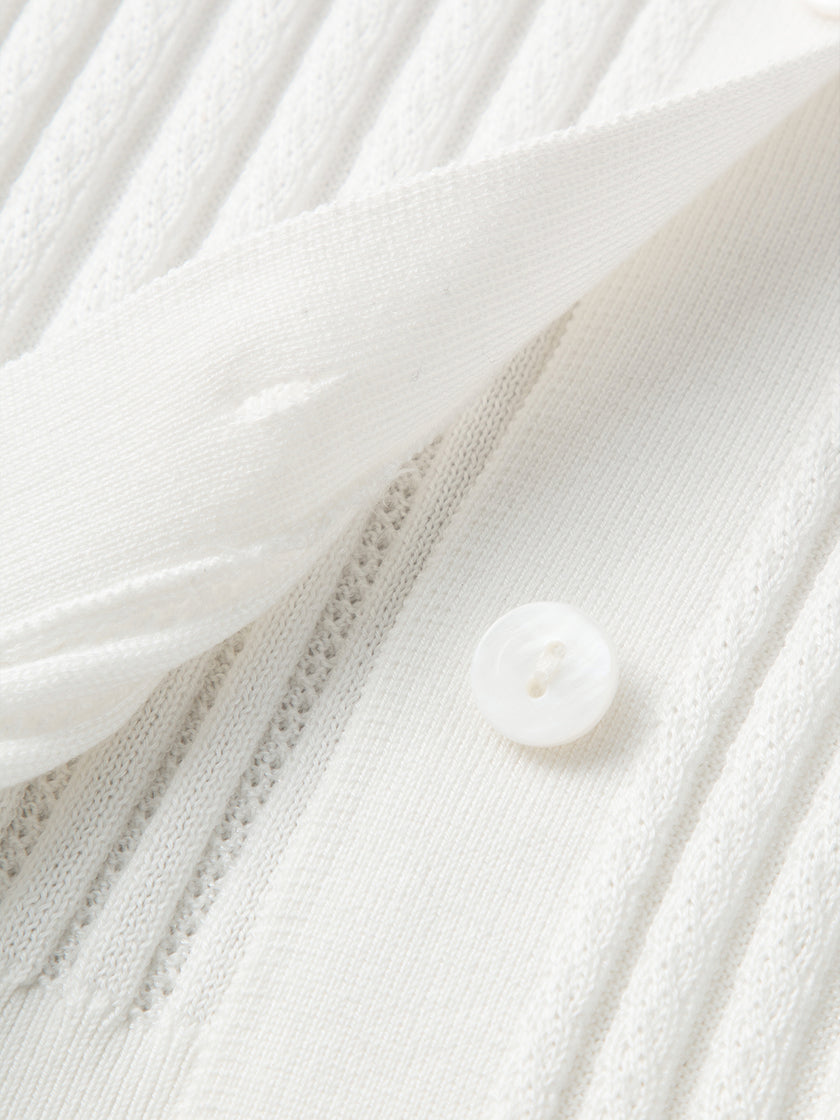 White lyocell knit top, V-neck, half-long sleeves