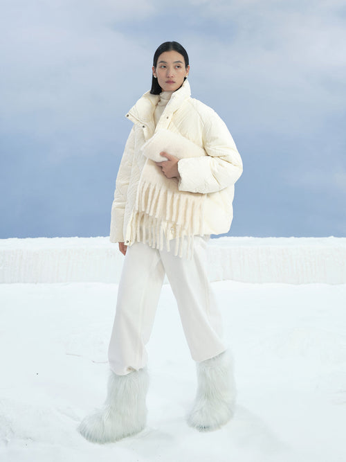 Carica immagine 1 in visualizzazione galleria. Women's Off White Alpaca Wool Scarf