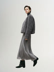 Grey short skirt with elastic waist and pleated design