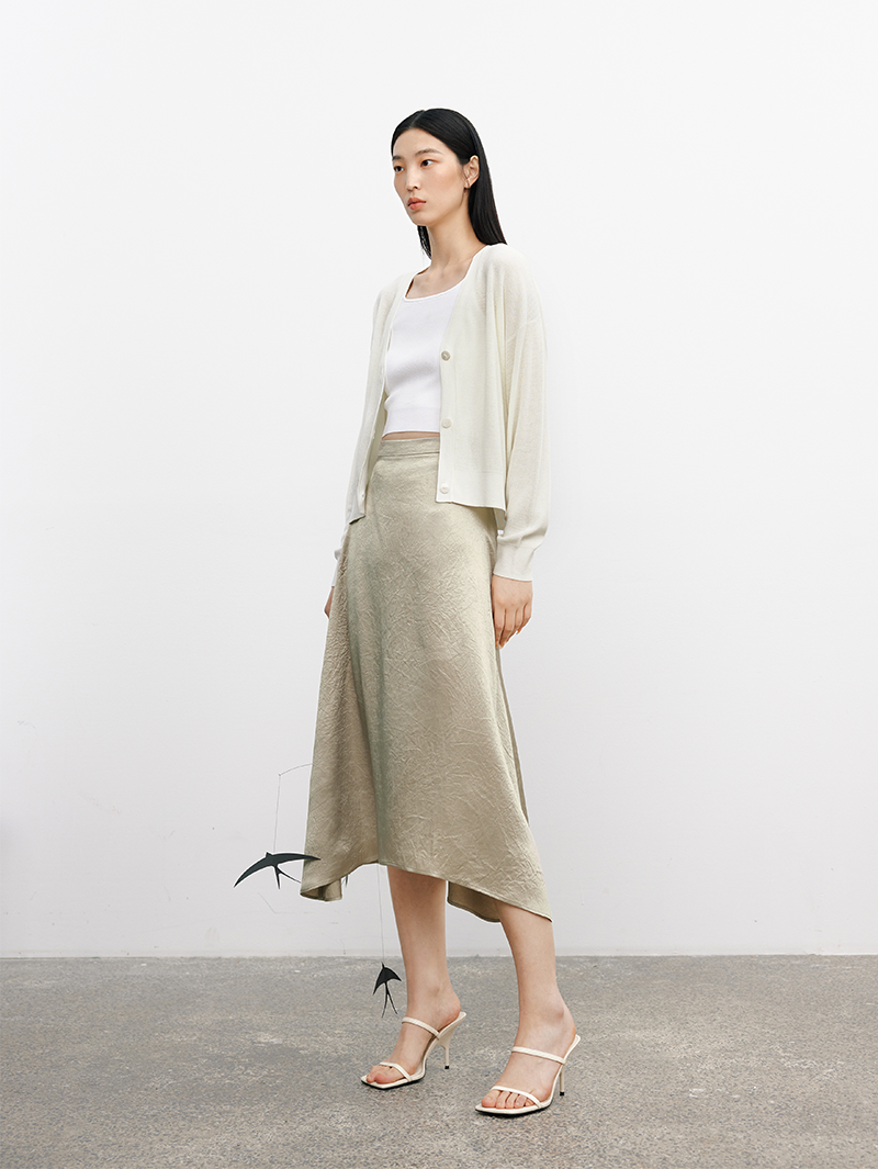 Women's Original White V Neck Long Sleeves Summer Cardigan