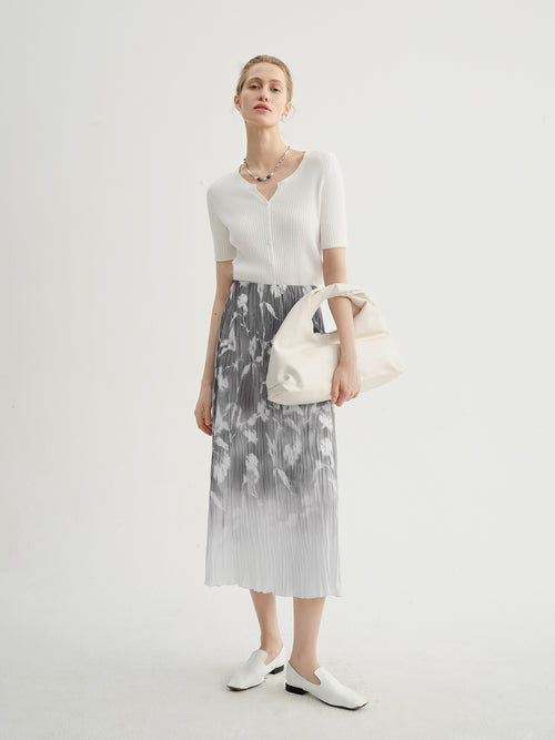 Charger l'image 1 dans la galerie. Gradient  Midi Skirt