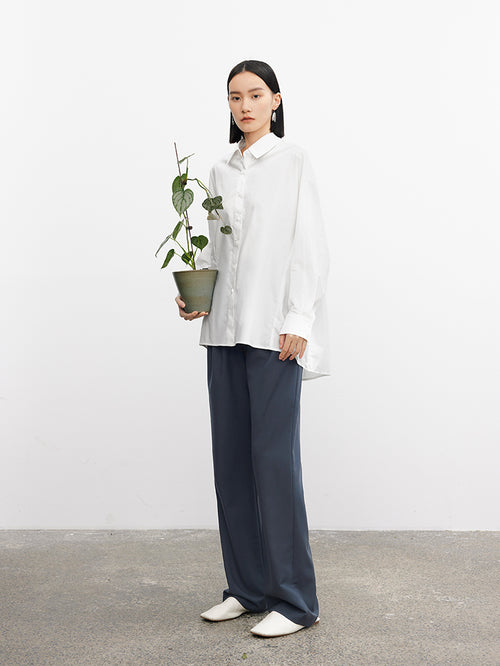 Charger l'image 1 dans la galerie. Women's White 100% Cotton Classic Collar Long Sleeve Blouse