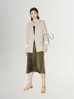 Camel gray blazer with notched collar, loose fit and double breasted