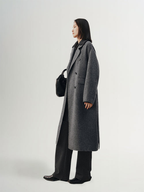Charger l'image 1 dans la galerie. Manteau long gris en laine