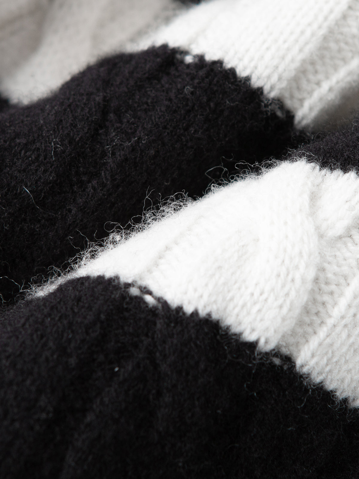 Women's Black and White  High Neck Long Sleeves 100% Wool Sweater