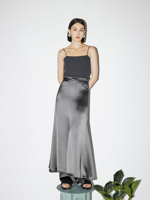 Charger l'image 1 dans la galerie. Women's Grey Straight Fit Breathable Acetate Skirt