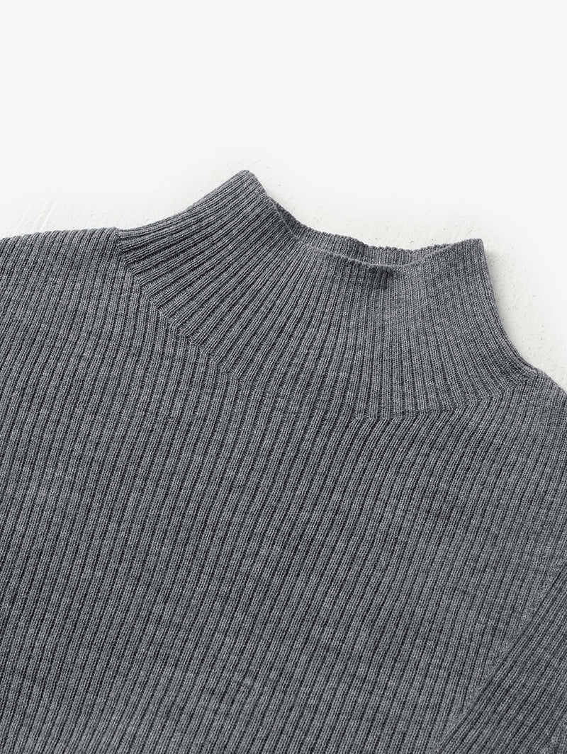 Pull gris à col montant et manches longues 100 % laine