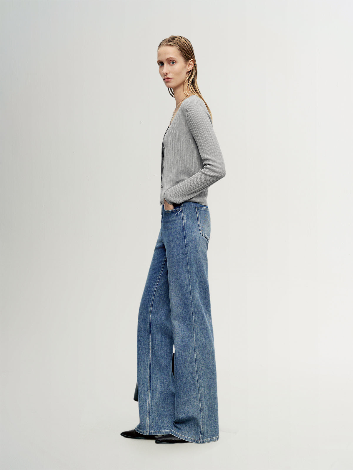 Flared Jeans