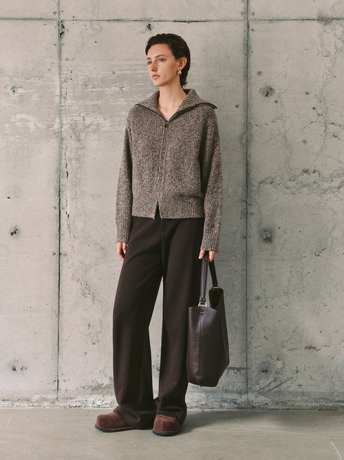 Charger l'image 1 dans la galerie. Collared Pure Cashmere Zip-Up