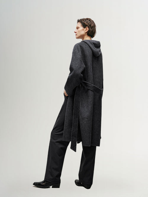 Charger l'image 1 dans la galerie. Manteau en laine et soie gris foncé