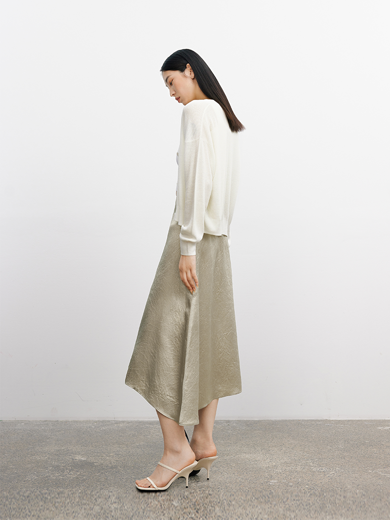 Women's Original White V Neck Long Sleeves Summer Cardigan