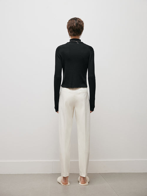 Load image 1 in gallery view. White pants