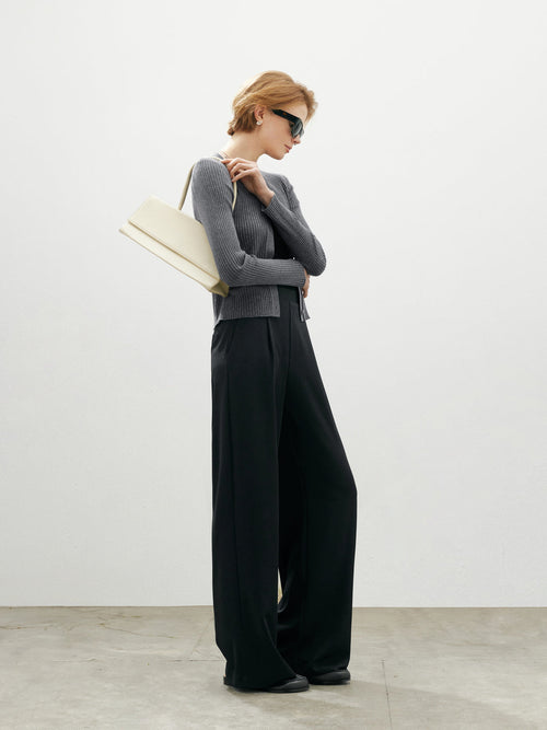 Load image 1 in gallery view. Black pants