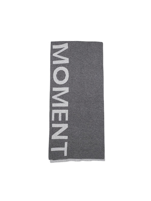 Carica immagine 1 in visualizzazione galleria. Women's Light Gray Alpaca Wool Scarf