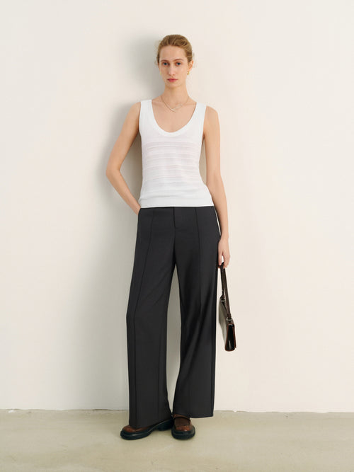 Load image 1 in gallery view. Cotton U-Neck Sleeveless Knit Tank