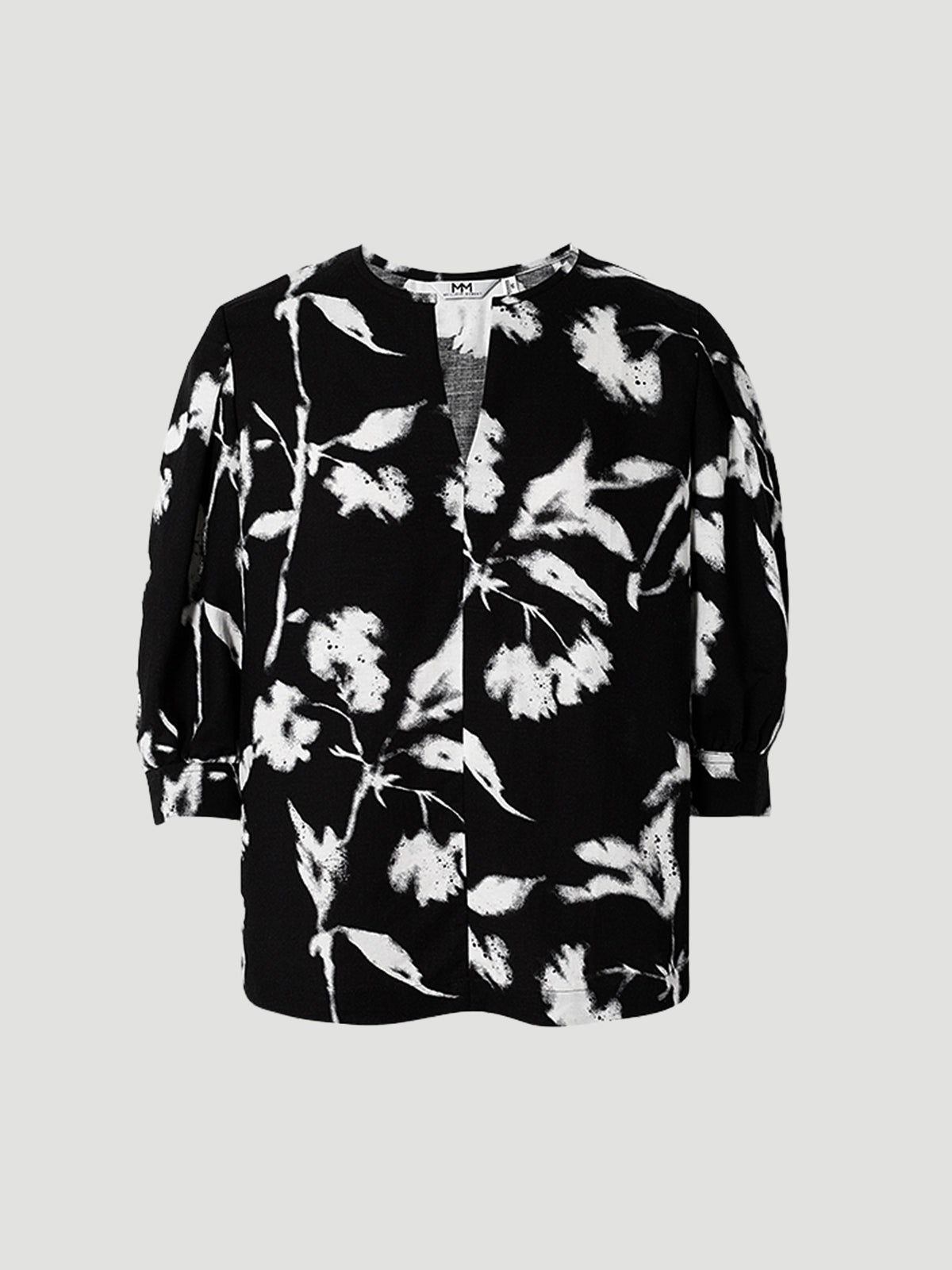 T-shirt noir à fleurs