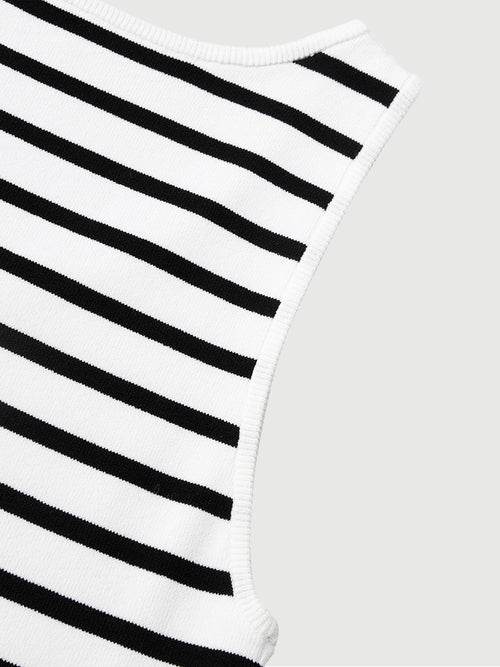 Carica immagine 1 in visualizzazione galleria. Women's Noir Round Neck Stripe Knitted Vest