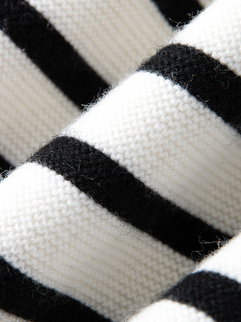 Women's White Stripe Round Neck Sleeveless Knit Sweater Vest Top