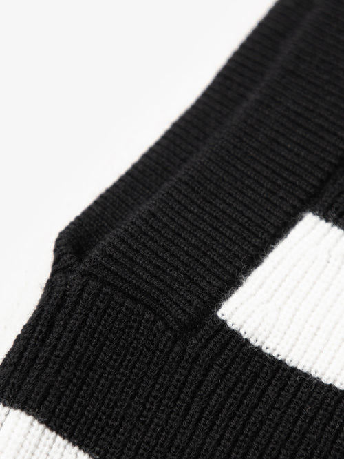 Carica immagine 1 in visualizzazione galleria. Women's Black Stripe Polo Zipper Neck Sleeveless Knitted Sweater、