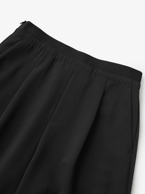 Load image 1 in gallery view. Black pants
