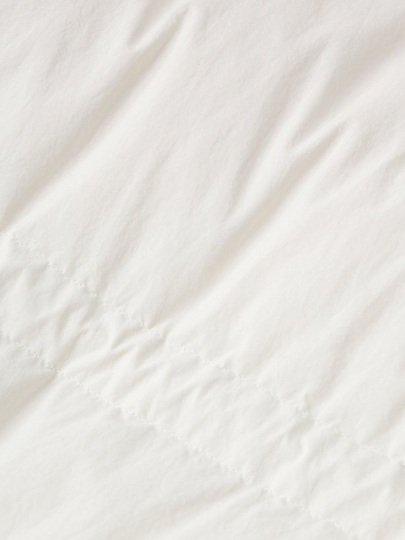 Doudoune blanche à capuche