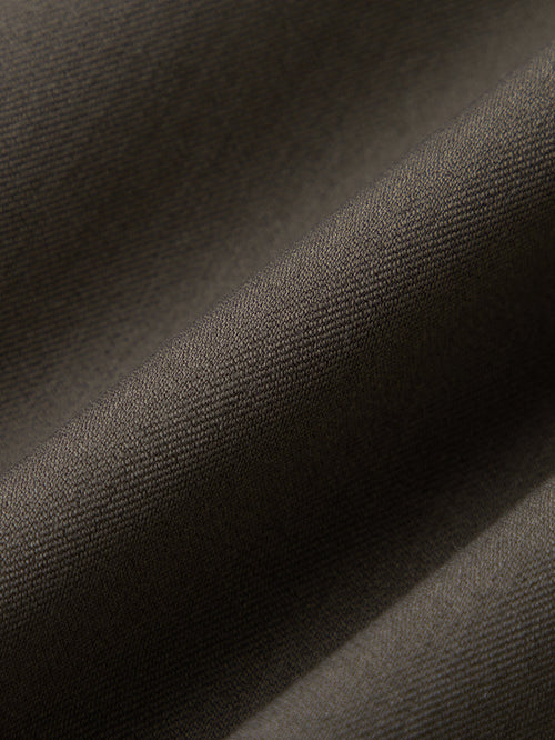Charger l'image 1 dans la galerie. Jupe courte marron-kaki à coupe droite