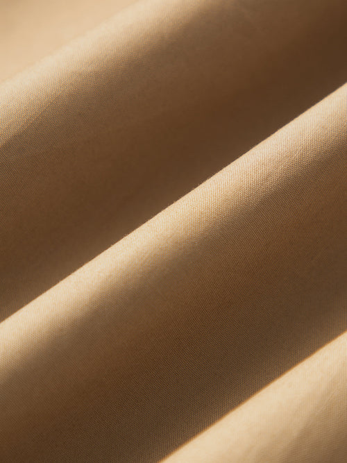 Charger l'image 1 dans la galerie. Beltless Trench Coat with Throat Latch