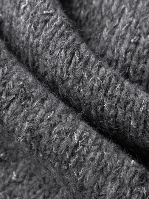 Carica immagine 1 in visualizzazione galleria. Women's Gray V Neck Buttion Down Sweater Cardigan