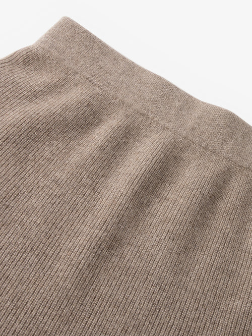 Cargar la imagen 1 en la vista de la galería. Cashmere Sweater Skirt