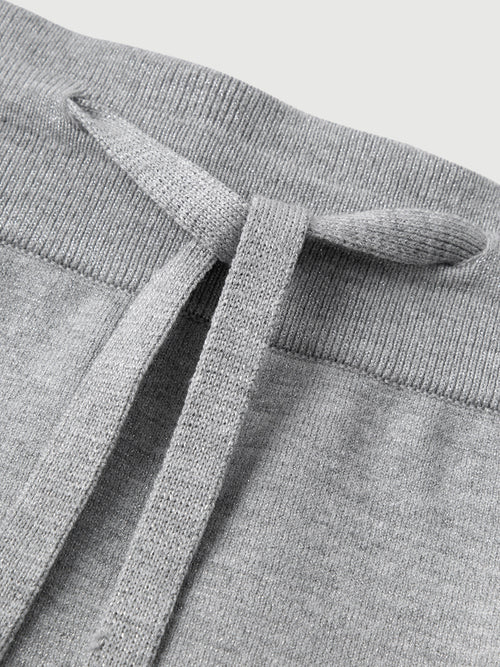 Charger l'image 1 dans la galerie. Jupe longue tricotée à taille élastiquée en gris clair
