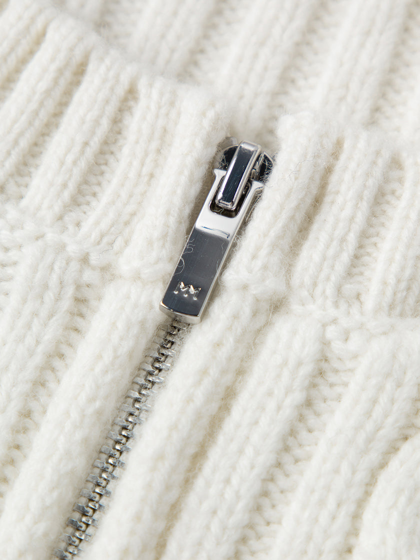 Gilet tricoté sans manches