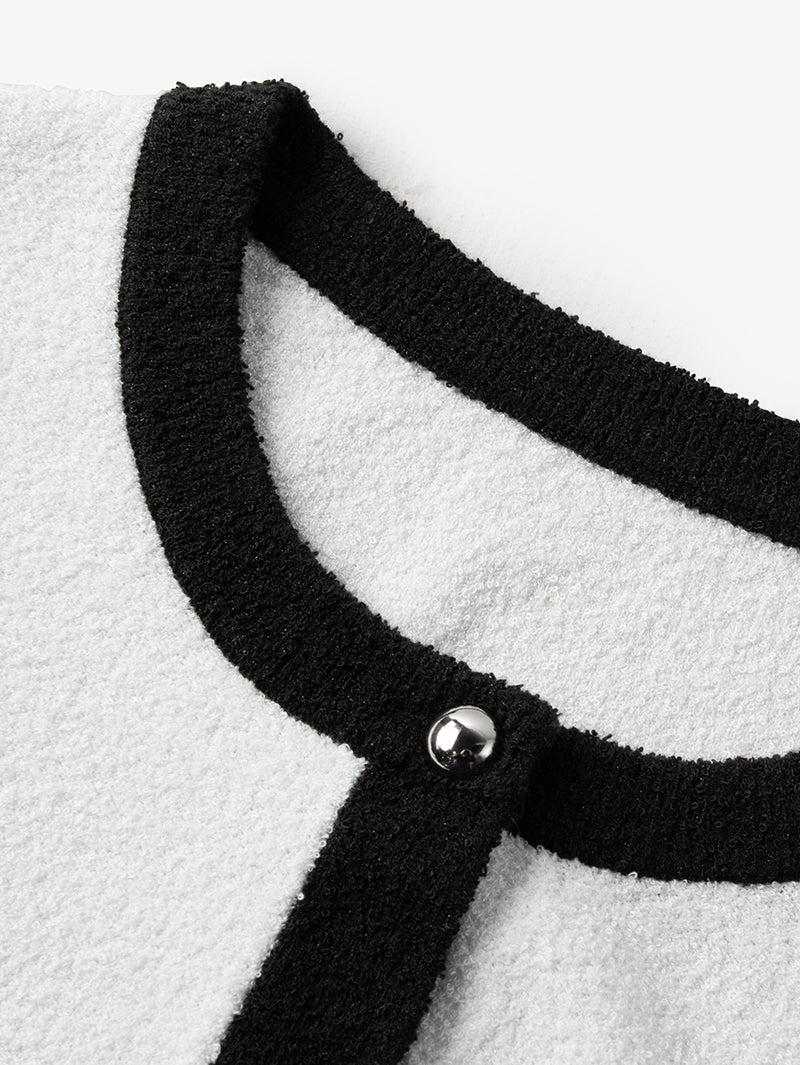 Women's White and Black Round Neck Short Sleeves Knit Top