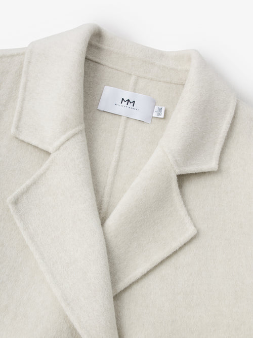Charger l'image 1 dans la galerie. Women's Natural White Notch Lapel Wool Tie Belt Winter Coat