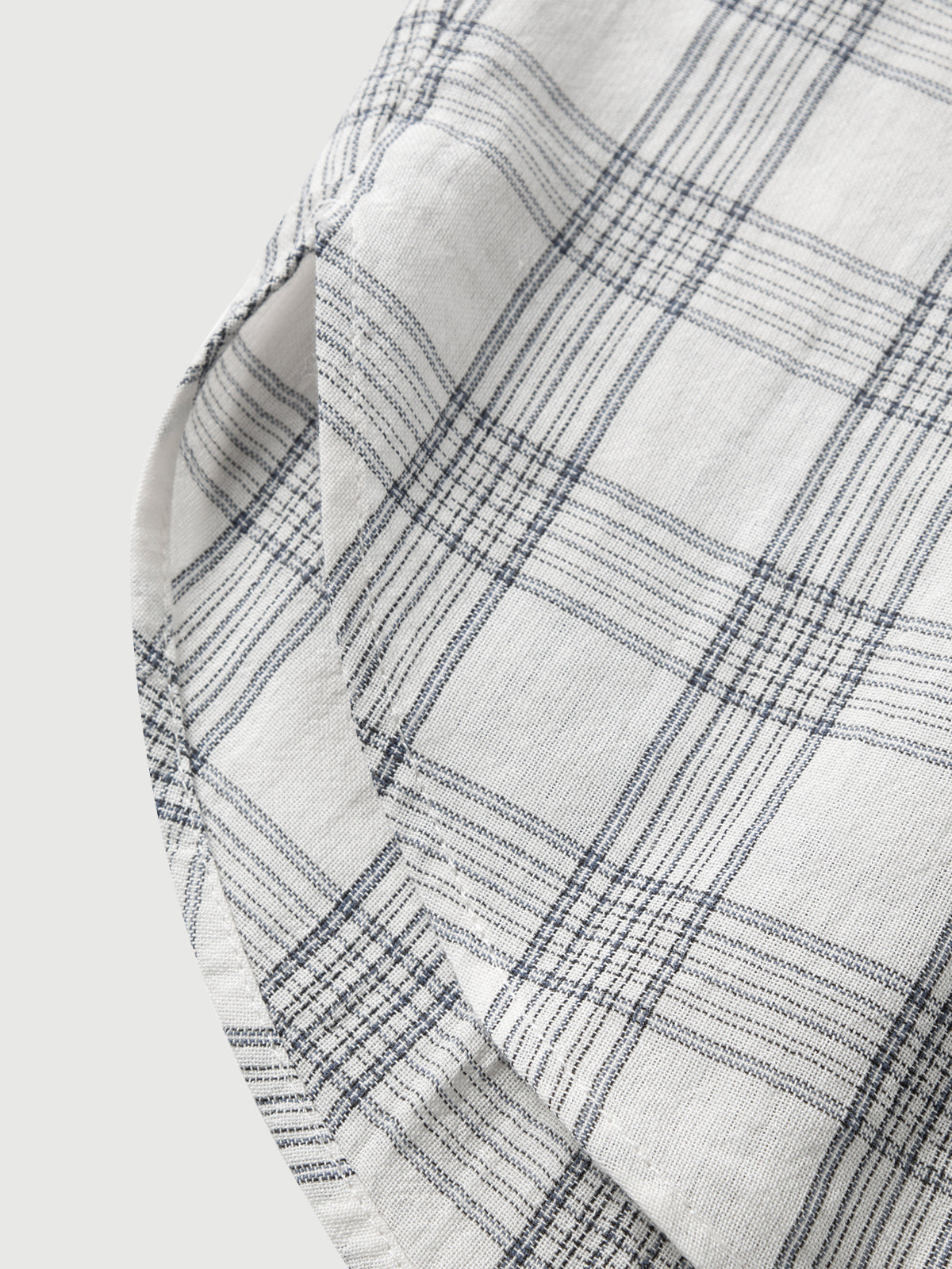 Relaxed-Fit Drop-Shoulder Long-Sleeve Plaid Lapel Shirt