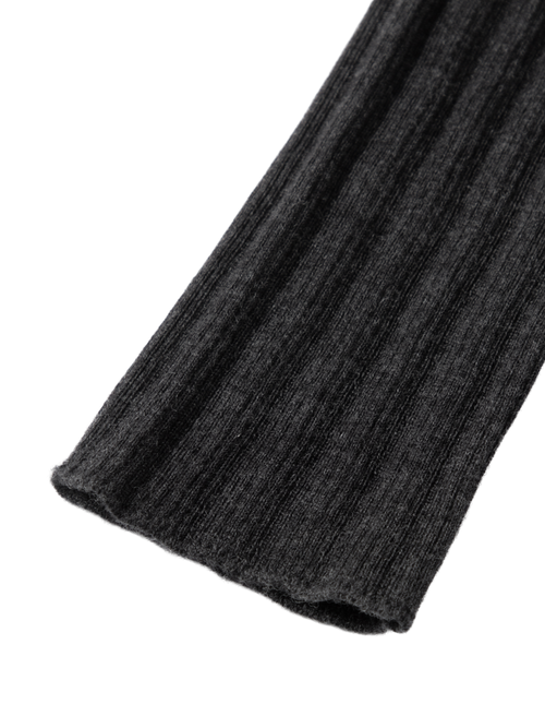 Charger l'image 1 dans la galerie. Fitted Pure Wool Ribbed Sweater