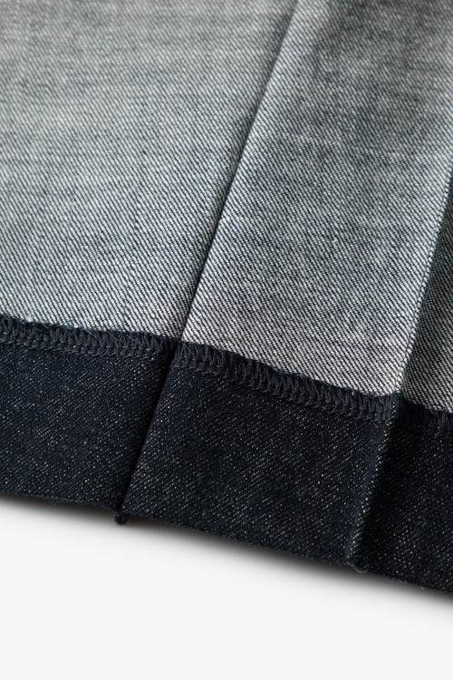 Carica immagine 1 in visualizzazione galleria. Mock-Neck Belted Denim Maxi Dress