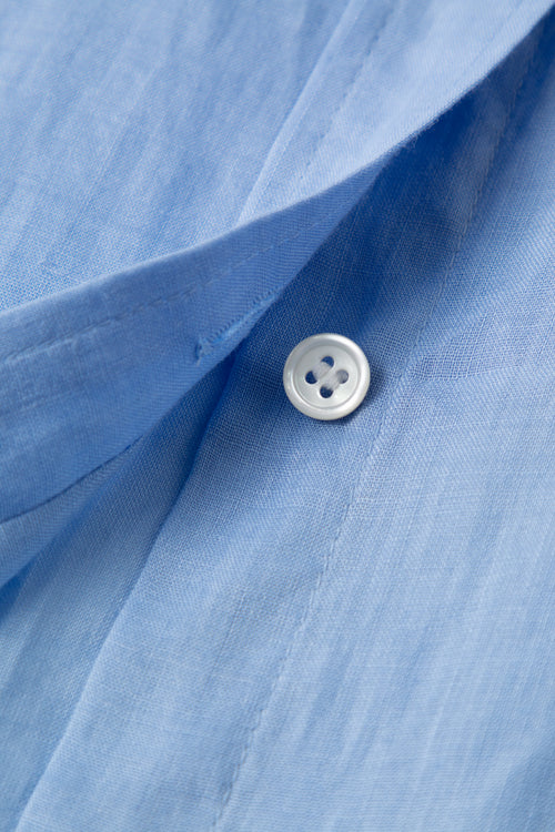 Charger l'image 1 dans la galerie. Lightweight Ramie Button-Up Shirt