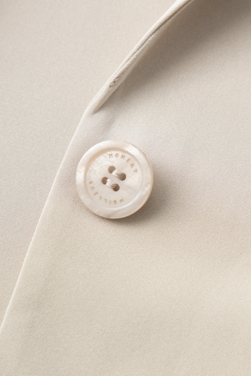 Carica immagine 1 in visualizzazione galleria. Relaxed-Fit Structured Shoulder V-Neck Short-Sleeve Blazer