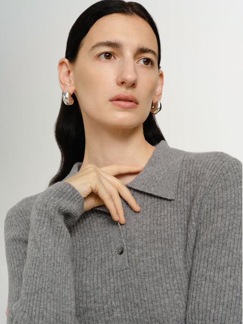 Load image 1 in gallery view. Smoky gray cashmere sweater