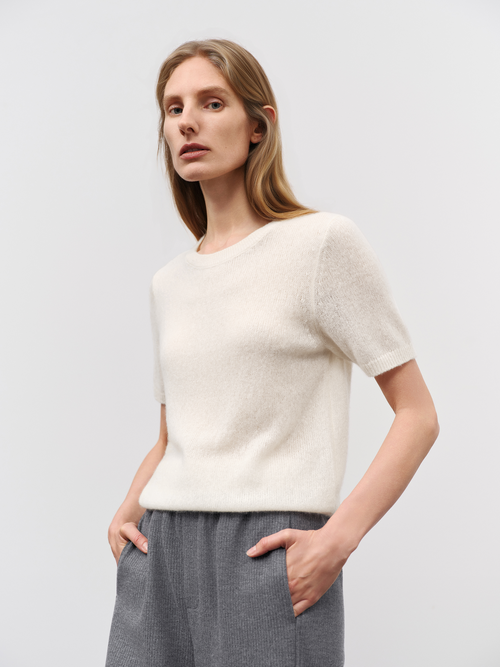 Load image 1 in gallery view. Lightweight Cashmere-Silk Short-Sleeve Sweater