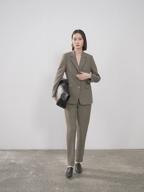 Load image 1 in gallery view. Classic brown pants