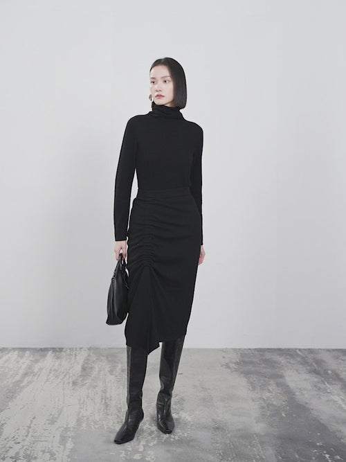 Load image 1 in gallery view. Black cashmere turtleneck sweater