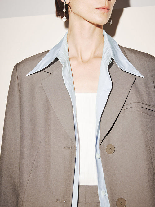 Charger l'image 1 dans la galerie. Women's Khaki Peak Lapel Classic Fit Woolen Blazer