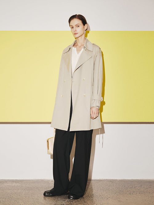 Carica immagine 1 in visualizzazione galleria. Trench-coat droit à double boutonnage, col à revers cranté, beige