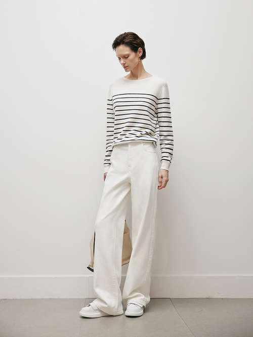 Load image 1 in gallery view. White cashmere sweater with round neck, striped