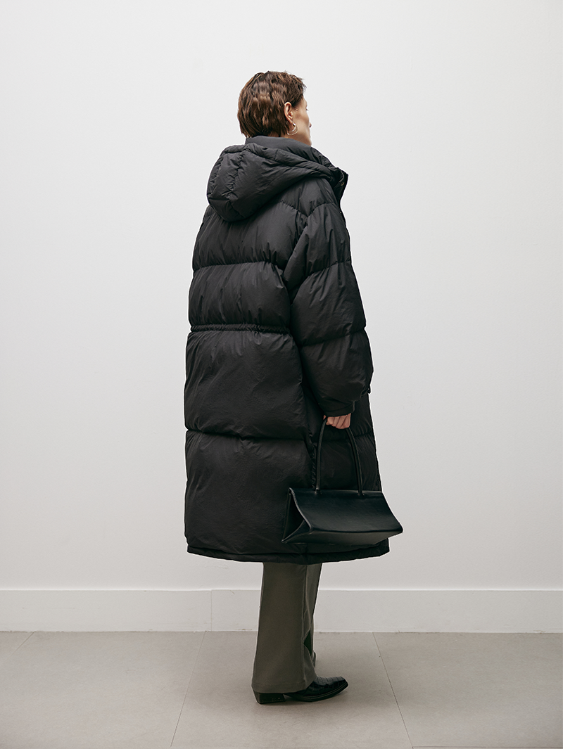 Women's Black Oversize Silhouette Goose Puffer Jacket with Hood