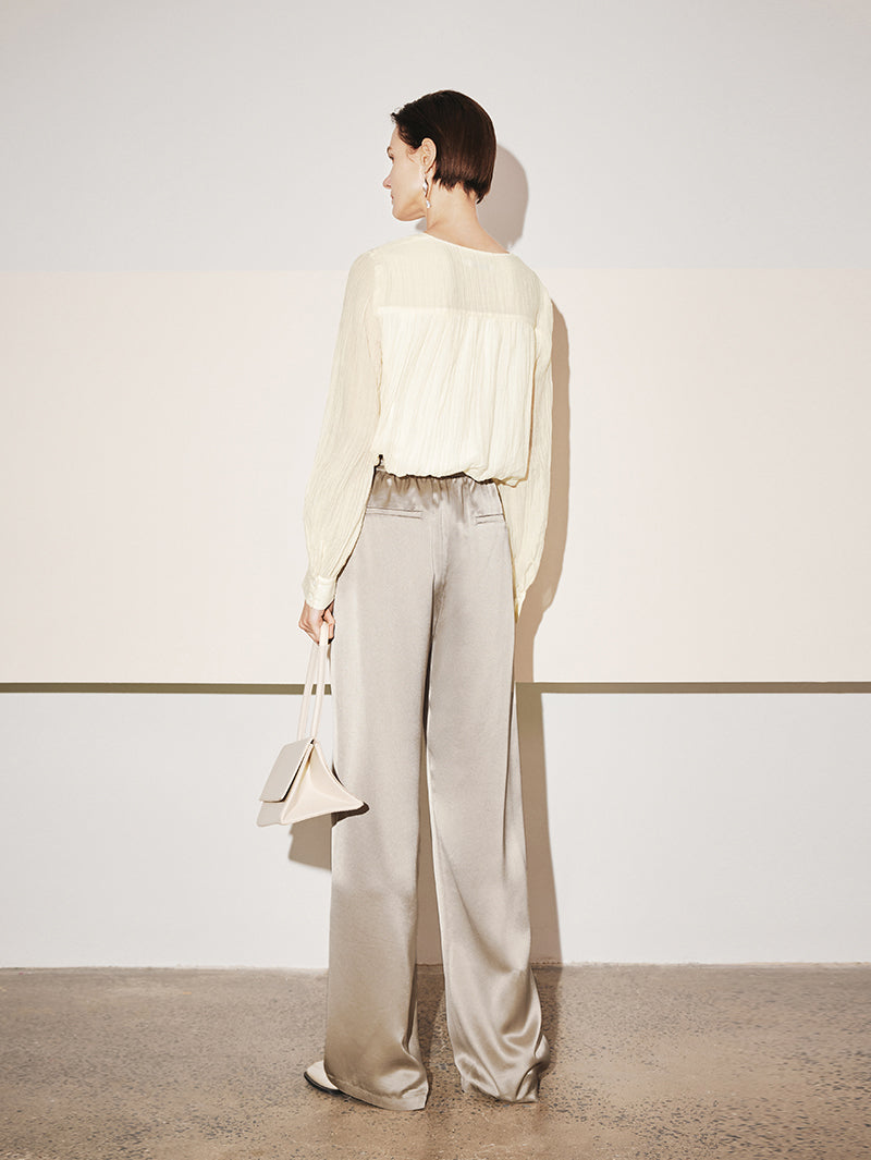Women's White V Neck Pleat Design Long Sleeve Blouse