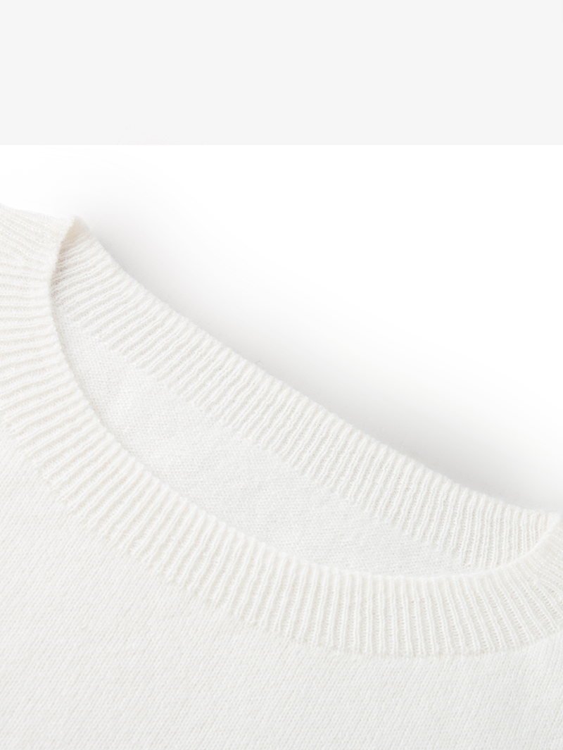 White cashmere sweater with round neck, striped